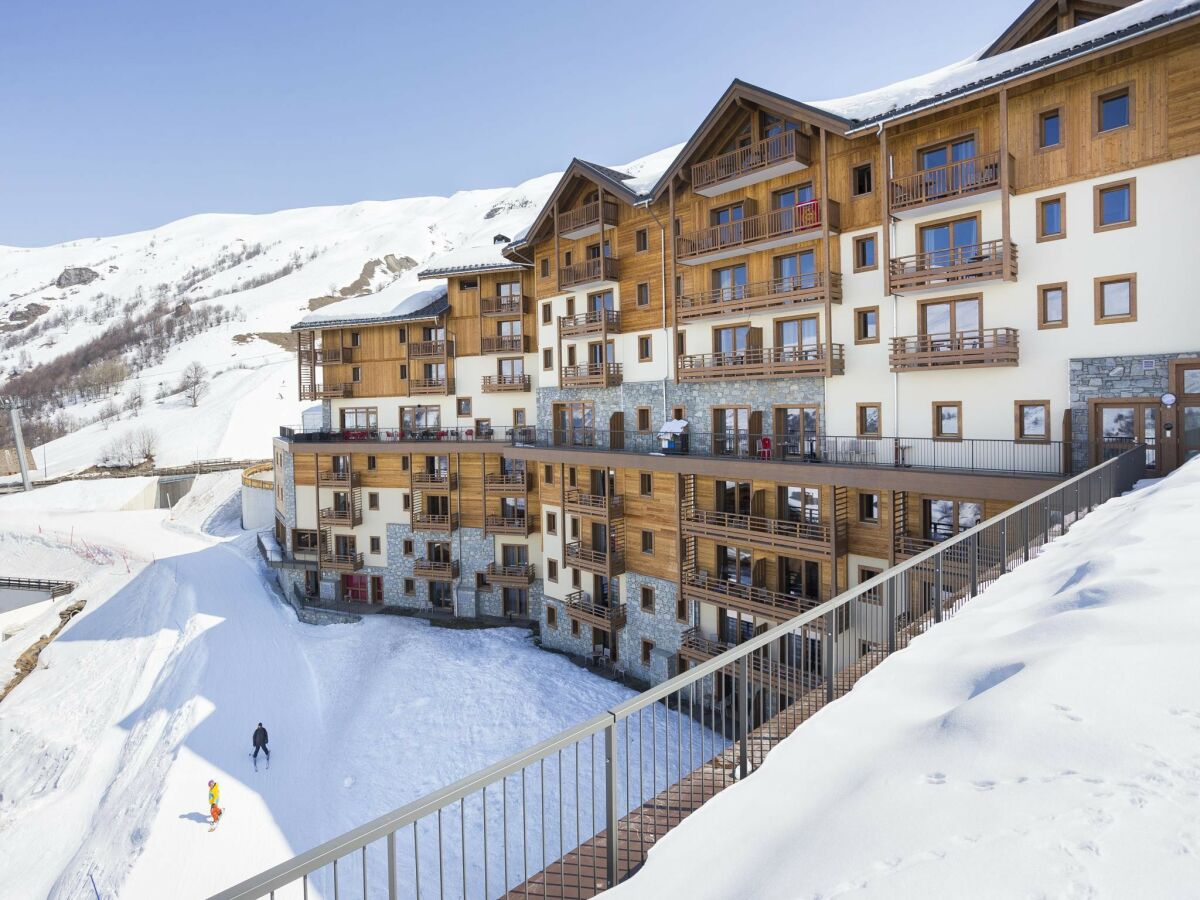Holiday park Apartment op hellingen in Les -Menüiren