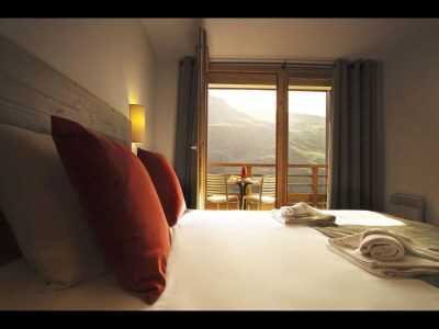 Apartment Apartment in France with Heated Pool & Spa - Features photo 17