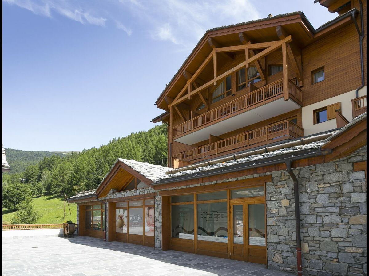 Apartment Apartment in Sainte-Foy with Ski-In/Ski-Out - Outdoor photo 3