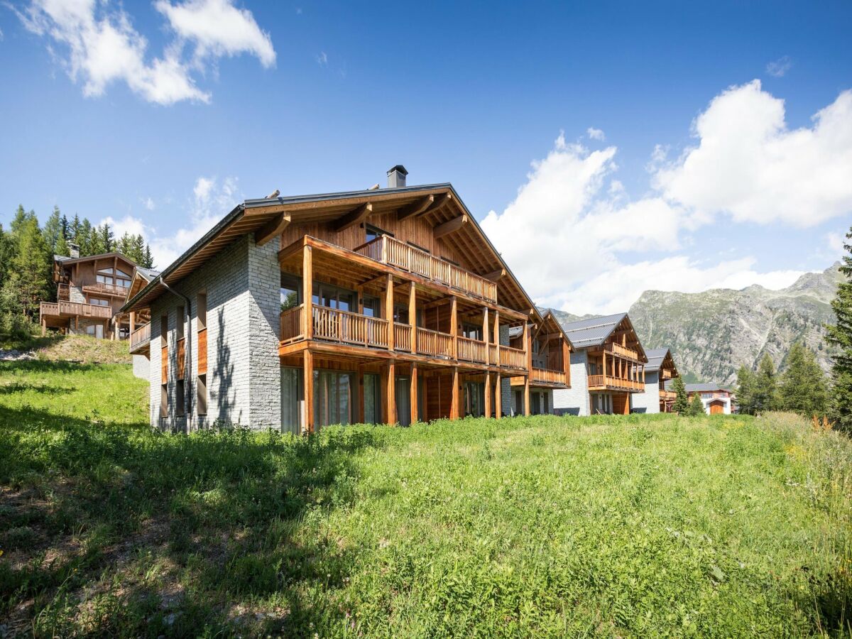Apartment Apartment in La Rosière with Alpine Views - Outdoor photo 2