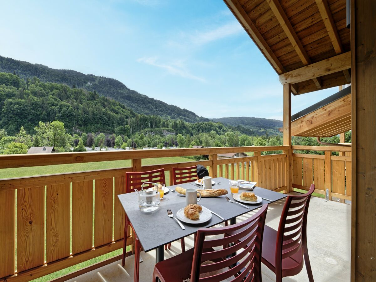 Holiday park Chalet in Samoëns near Grand Massif Lift - Outdoor photo 5