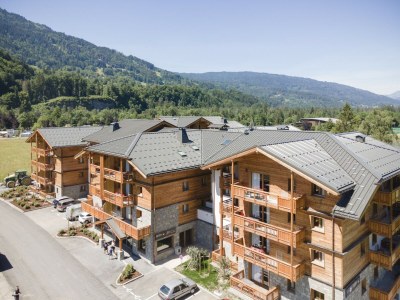 Holiday park Chalet in Samoëns near Grand Massif Lift - Outdoor photo 2