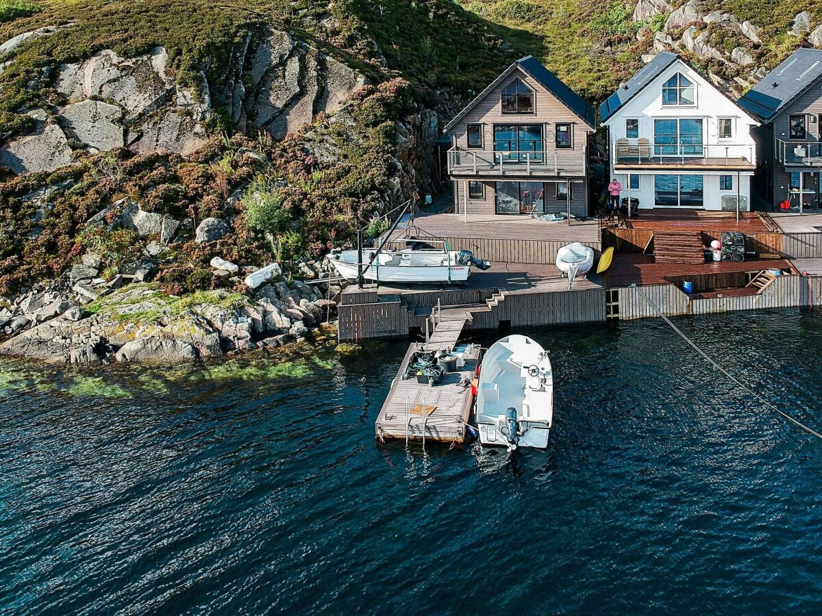 Holiday house 8 person holiday home in Urangsvåg - Outdoor photo 2
