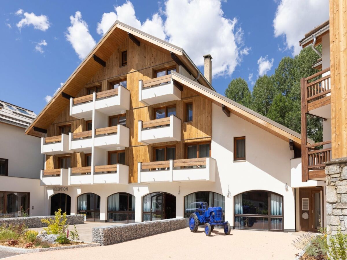 Apartment Chalet in Chantemerle mit Familienangeboten - Outdoor photo 4