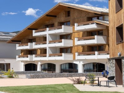 Apartment Geräumige Ferienwohnung im Ferienort Chantemerle - Outdoor photo 12