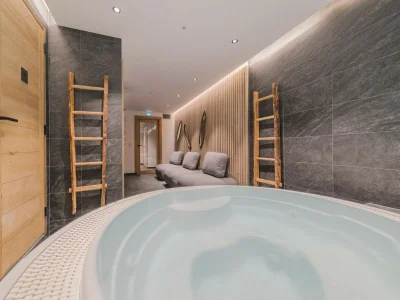 Apartment Apartment in Peisey with Stunning Mountain Views in Peisey-Nancroix - Apartment