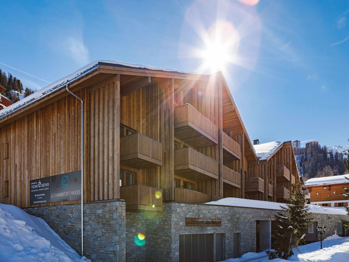 Apartment Apartment in Plagne 1800 with Ski-In/Ski-Out - Outdoor photo 5