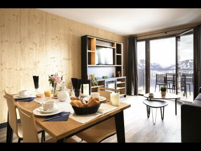 Apartment Apartment in Le Corbier with Heated Pool - Features photo 22