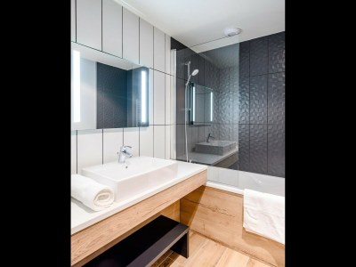 Apartment Apartment in Le Corbier with Heated Pool - Features photo 26