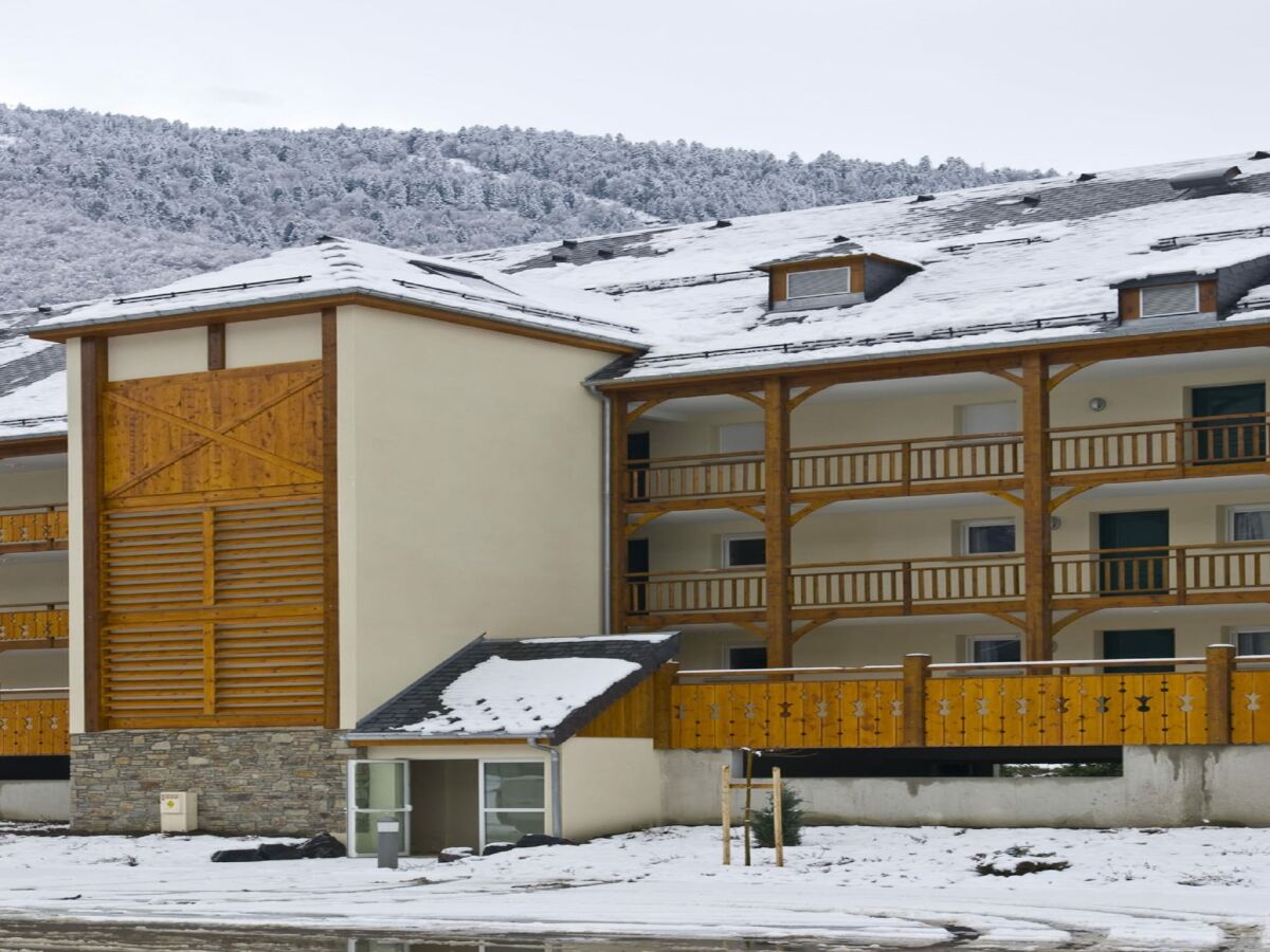 Holiday park Gepflegte Ferienwohnung mit Thermalbädern - Outdoor photo 2