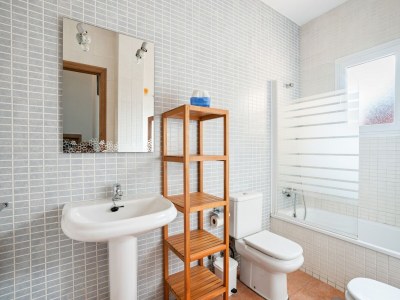 Apartment Apartment in Lepe with Pool and Garden - Features photo 28