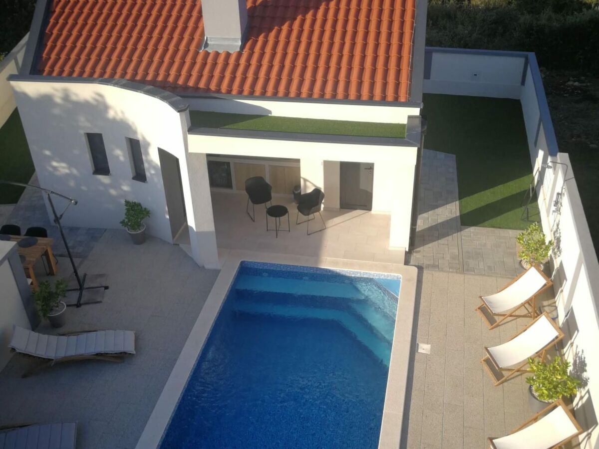Villa Four Bedroom Villa - Outdoor photo 3