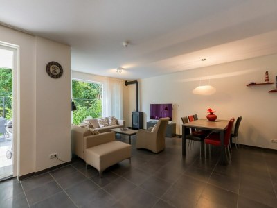 Apartment Spacious Apartment in Koudekerke with Terrace - Features photo 13