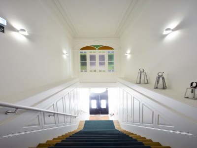 Apartment Spacious city apartment with modern amenities - Features photo 4