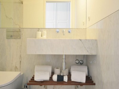 Apartment Spacious city apartment with modern amenities - Features photo 13