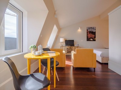 Apartment City-center apartment with modern comforts - Features photo 9