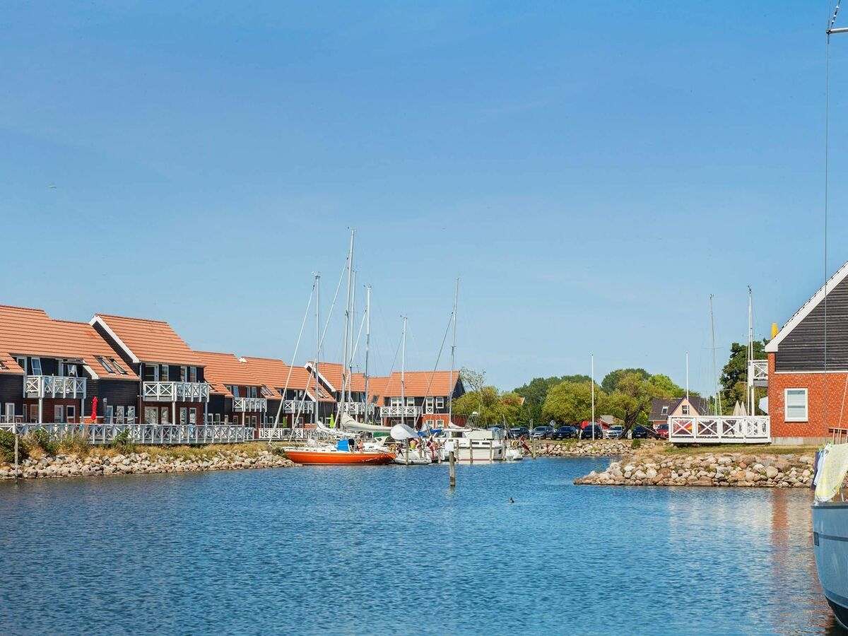 Holiday park Ferienhaus am Hafen in Borre - Outdoor photo 3