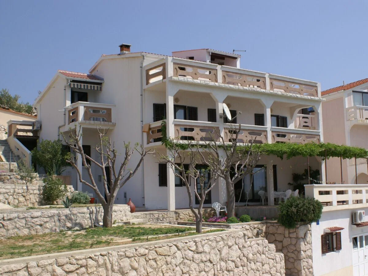 Apartment Comfortable and spacious apartment near beach Zubovići, Pag A-4065-a - Outdoor photo 3