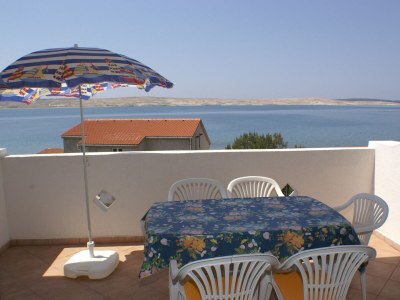 Apartment One bedroom apartment near beach Kustići, Pag A-4087-a in Zubovici - Apartment