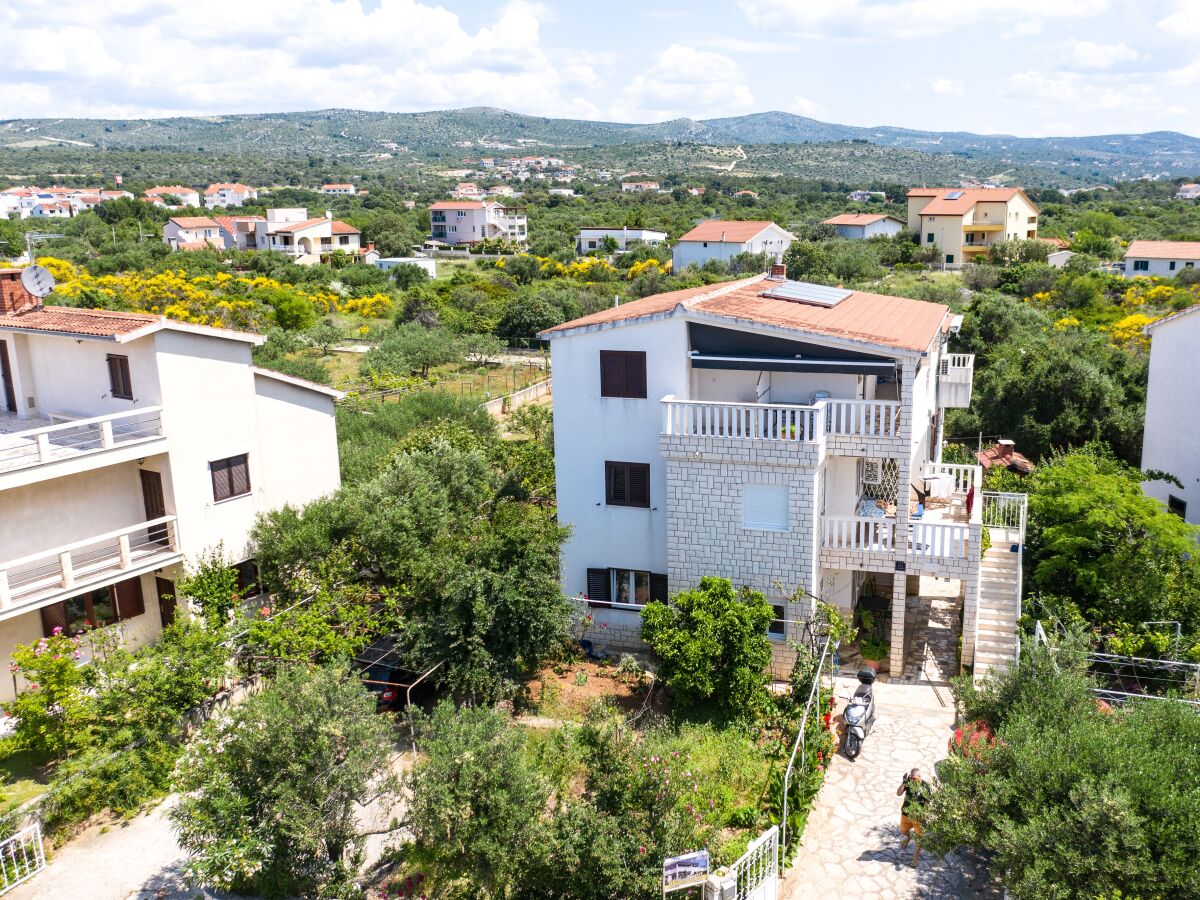Apartment Two bedroom apartment with terrace Rogoznica A-4313-a - Outdoor photo 4