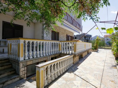 Apartment One bedroom apartment with terrace and sea view Biograd na Moru, Biograd A-21048-a - Outdoor photo 9
