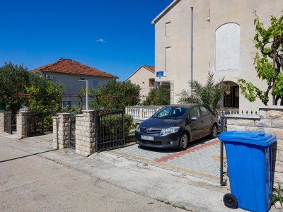 Apartment One bedroom apartment with terrace and sea view Biograd na Moru, Biograd A-21048-b - Outdoor photo 13