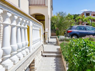 Apartment Studio flat with terrace and sea view Biograd na Moru, Biograd AS-21048-a - Outdoor photo 10