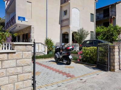 Apartment Studio flat with terrace and sea view Biograd na Moru, Biograd AS-21048-a - Outdoor photo 12