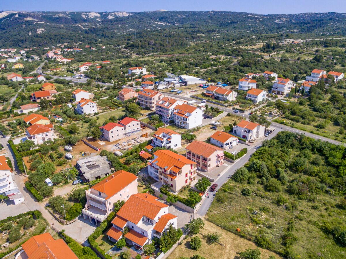 Apartment One bedroom apartment with terrace and sea view Barbat, Rab A-22584-a