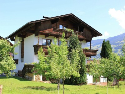 Apartment Schöne Ferienwohnung in Fügen / Zillertal in Erste Ferienregion - Apartment