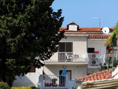 Apartment Studio flat with balcony and sea view Bol, Brač AS-2878-a - Outdoor photo 2