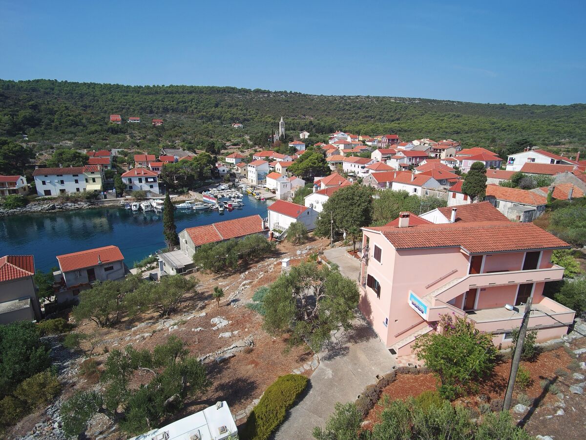 Apartment Two bedroom apartment with terrace and sea view Božava, Dugi otok A-23903-a - Outdoor photo 5