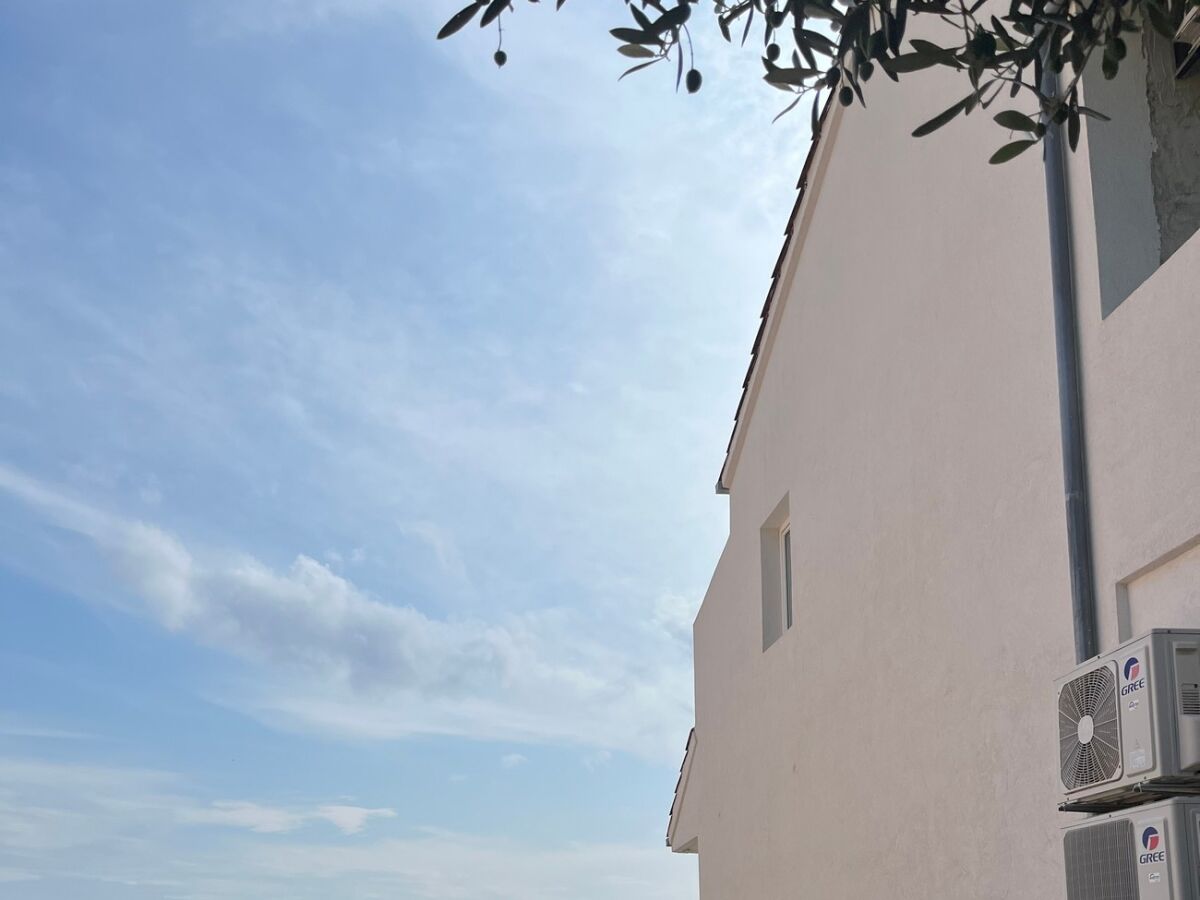 Apartment One bedroom apartment with terrace and sea view Ivan Dolac, Hvar A-22459-a - Outdoor photo 3