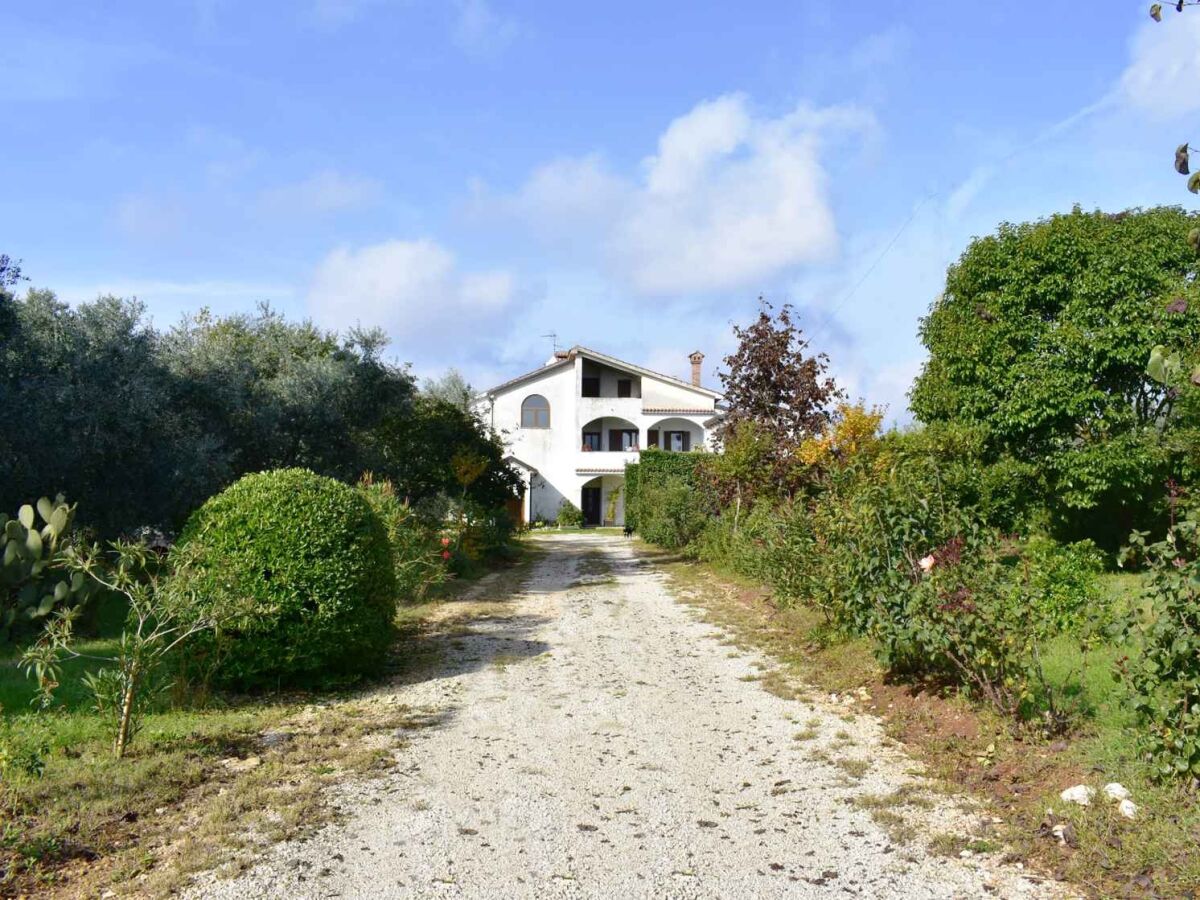Apartment One bedroom apartment with balcony Sosi, Umag A-22546-a - Outdoor photo 2