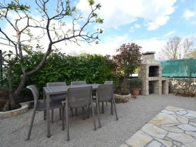 Holiday room with balcony Rasopasno, Krk S-21325-d - Outdoor photo 3