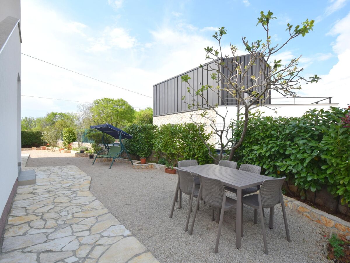 Holiday room with balcony Rasopasno, Krk S-21325-f - Outdoor photo 4