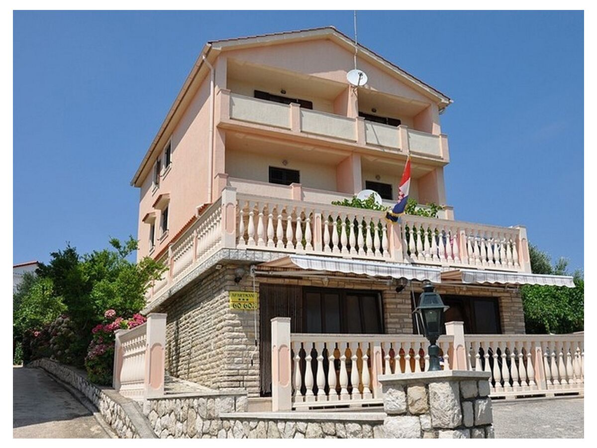 Apartment Three bedroom apartment with terrace and sea view Lopar, Rab A-23747-a