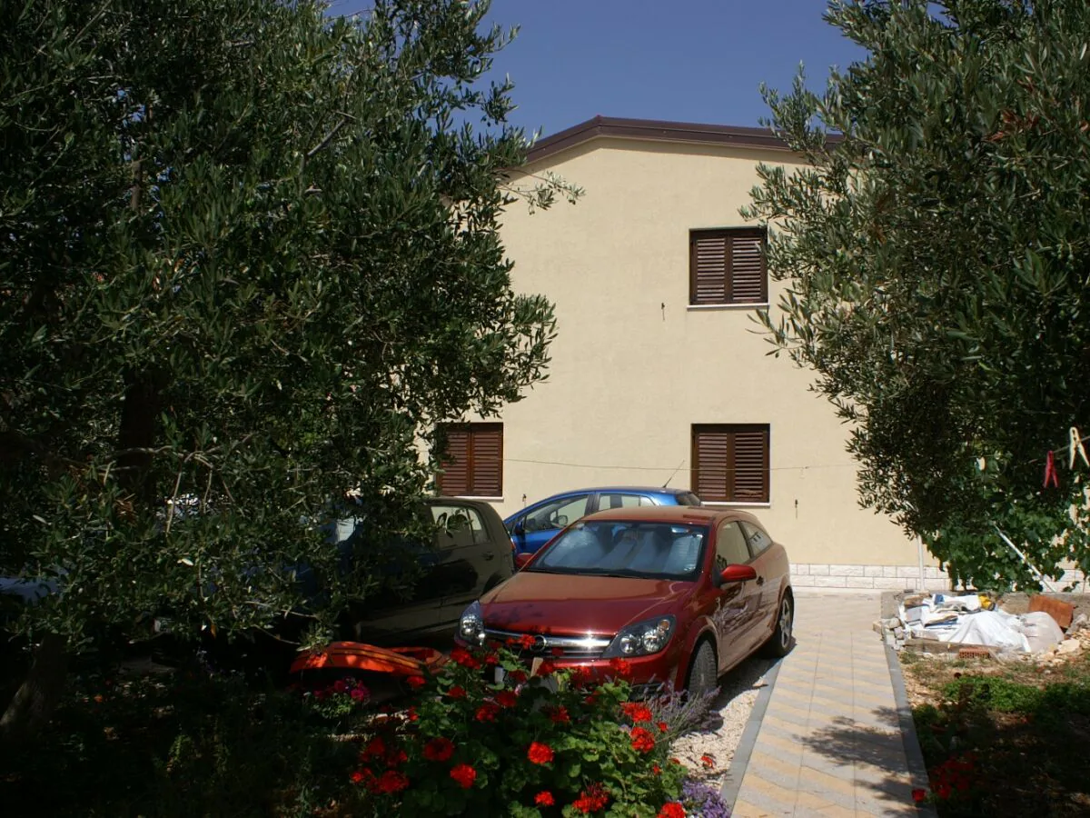 Apartment Apartments with parking space Rogoznica - 4218 - Outdoor photo 4