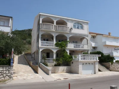 Apartment Two bedroom apartment with terrace Stara Novalja, Pag A-6469-a - Outdoor photo 2