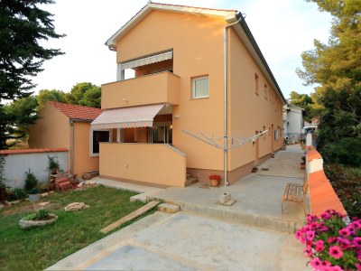 Apartment Two bedroom apartment with terrace Bibinje, Zadar A-18110-a in Bibinje - Apartment