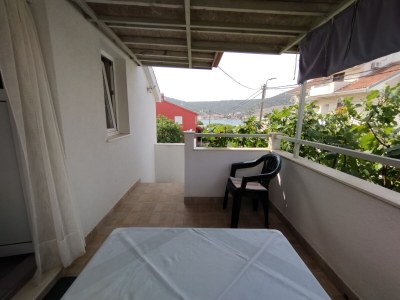 Apartment One bedroom apartment with terrace and sea view Vinišće, Trogir A-11003-a - Outdoor photo 15