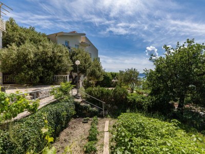 Apartment Two bedroom apartment with terrace and sea view Brela, Makarska A-24541-a - Outdoor photo 6