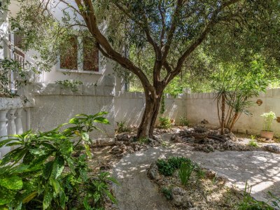 Apartment Two bedroom apartment with terrace and sea view Brela, Makarska A-24541-a - Outdoor photo 10