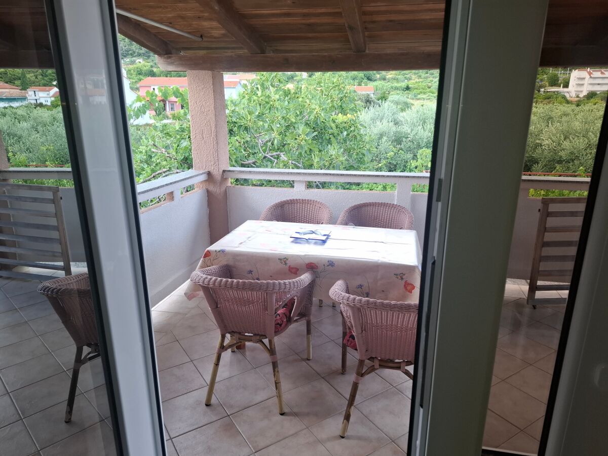 Apartment Two bedroom apartment with terrace Palit, Rab A-24800-a
