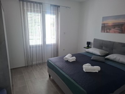 Apartment Two bedroom apartment with terrace Palit, Rab A-24800-a - Outdoor photo 17