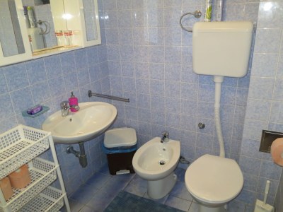 Apartment Two bedroom apartment with balcony Malinska, Krk A-19288-b - Outdoor photo 17