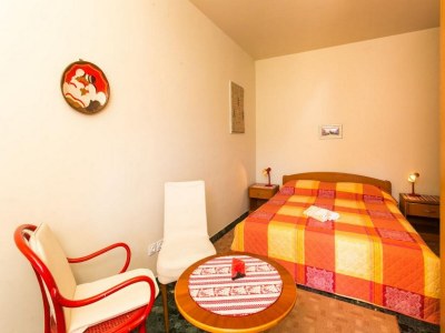Apartment Apartments Elelu - Two-Bedroom Apartment with Terrace - Features photo 4