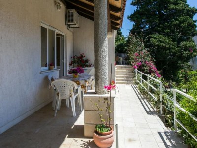 Apartment Apartments Elelu - Two-Bedroom Apartment with Terrace - Outdoor photo 16
