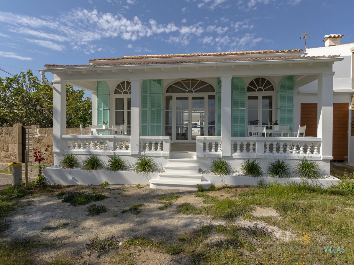 Villa Villa in Alcudia mit Pool am Meer