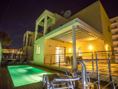 Villa Stylish Villa by Playas de Muro in Majorca North - Villa